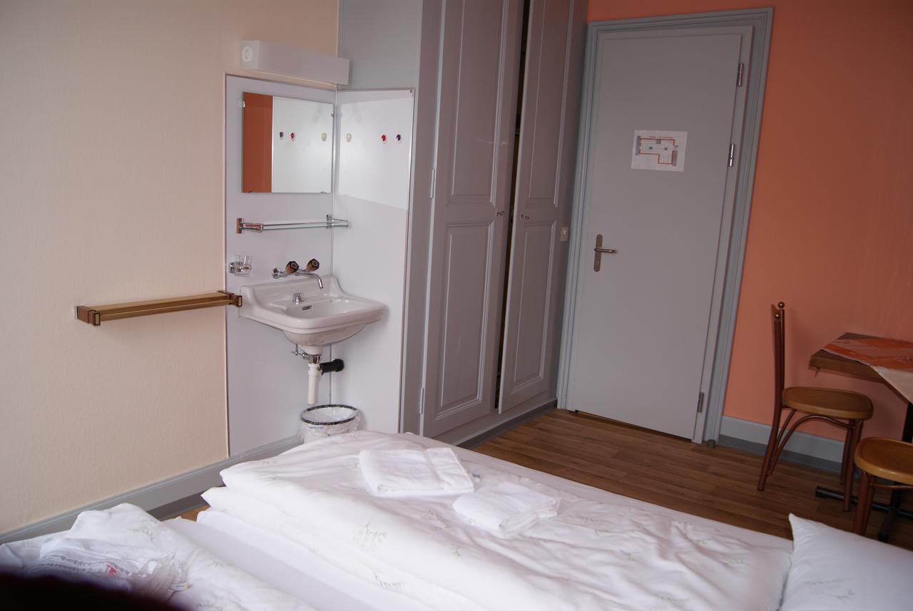 שפיץ Hotel Schlosspintli מראה חיצוני תמונה